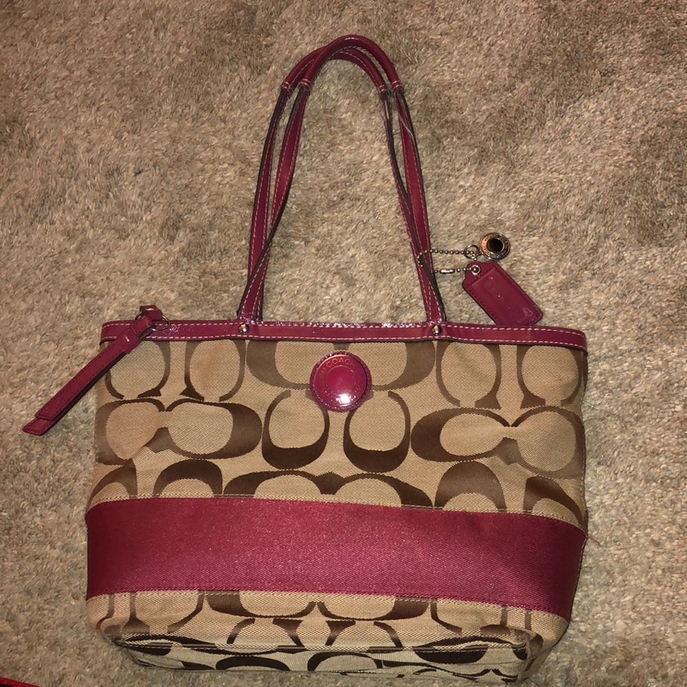 Coach purse! Make an offer!